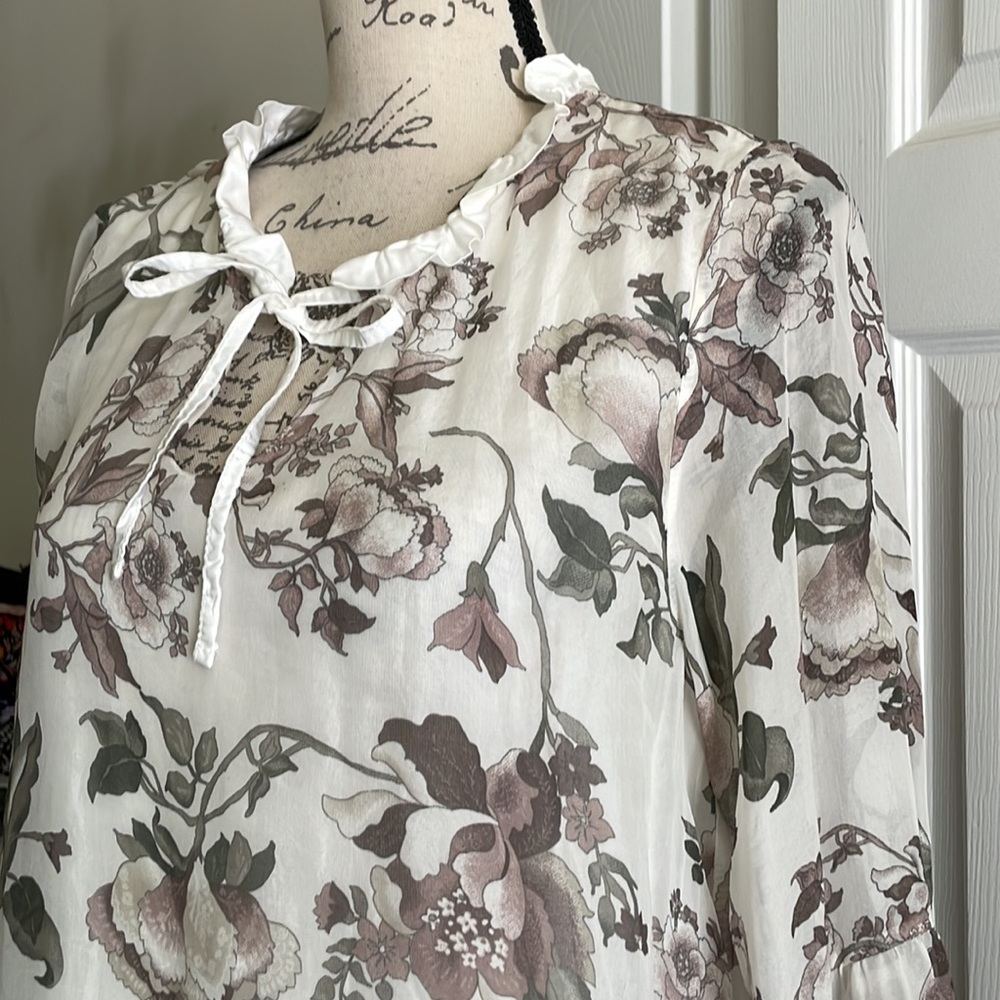 Angela Moda blouse - Picture 4 of 9